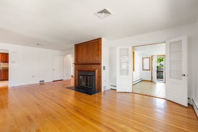 66 Overlook Rd, Marblehead, MA 01945