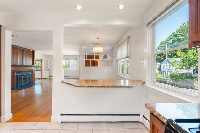 66 Overlook Rd, Marblehead, MA 01945