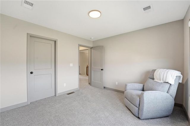 7080 NW Forest Lakes Drive, Parkville, MO 64152