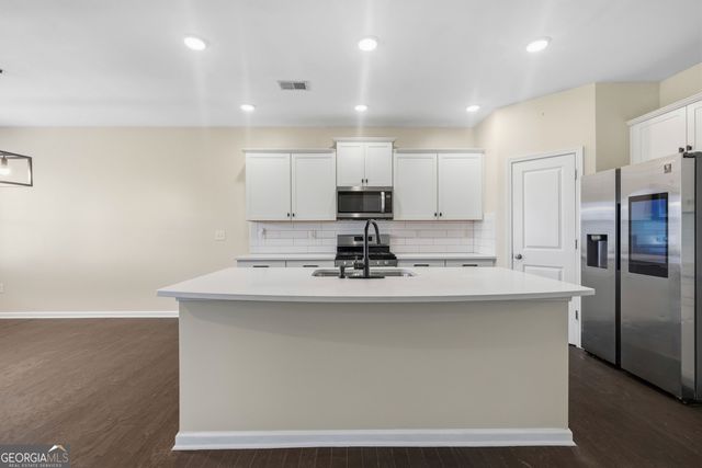 800 Royal Red Court, Mcdonough, GA 30253