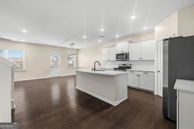 800 Royal Red Court, Mcdonough, GA 30253