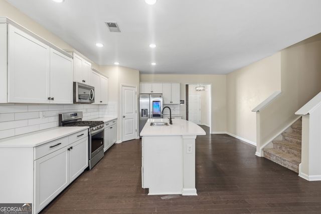 800 Royal Red Court, Mcdonough, GA 30253