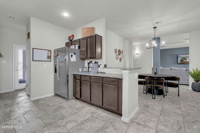 13231 EMERALD HILLS Street, Horizon City, TX 79928