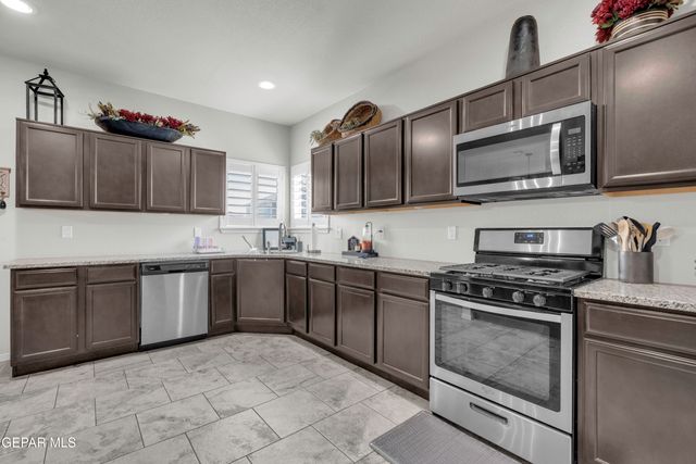 13231 EMERALD HILLS Street, Horizon City, TX 79928