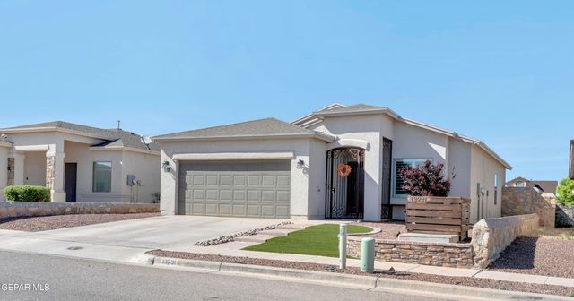 13231 EMERALD HILLS Street, Horizon City, TX 79928