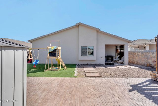 13231 EMERALD HILLS Street, Horizon City, TX 79928