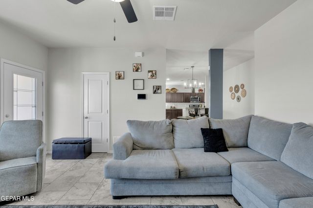 13231 EMERALD HILLS Street, Horizon City, TX 79928