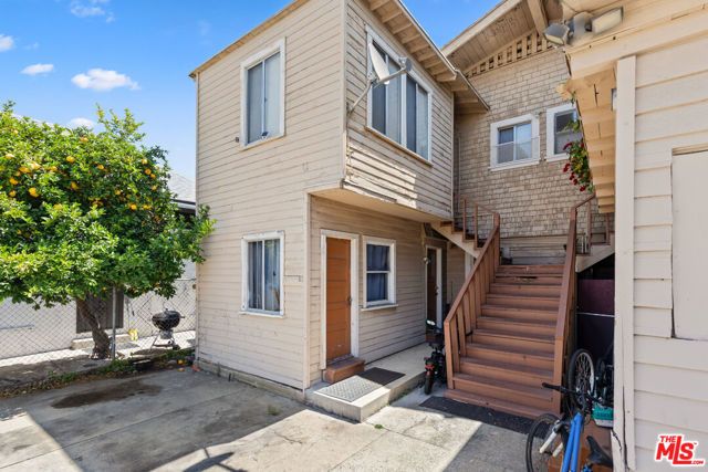 1219 Irolo Street, Los Angeles, CA 90006