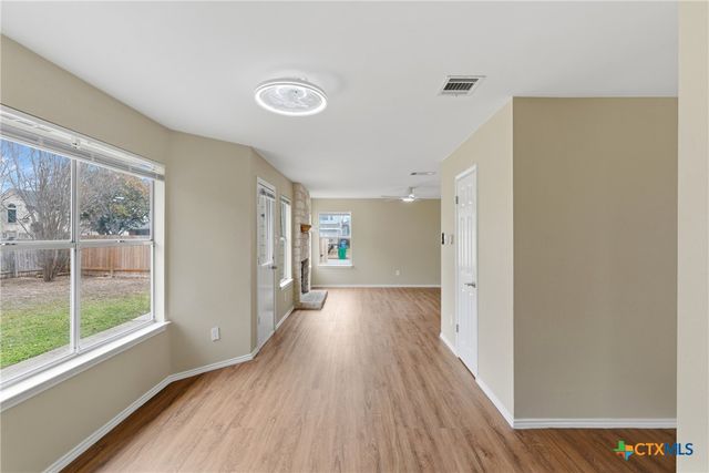 3900 Lemos Drive, Austin, TX 78728