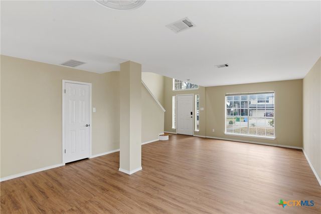 3900 Lemos Drive, Austin, TX 78728