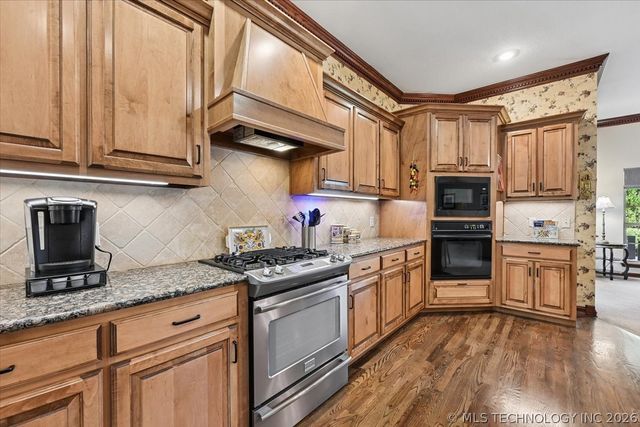 7819 E 99th Place, Tulsa, OK 74133