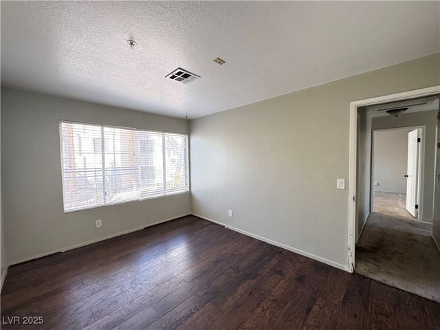 2020 Mesquite Lane 205, Laughlin, NV 89029