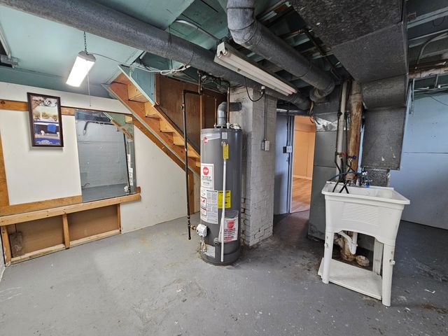 7327 Howard Avenue, Hammond, IN 46324