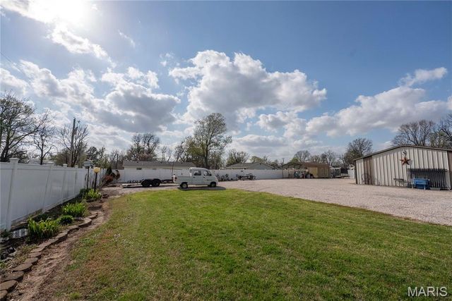 303 Dorothy Street, Sikeston, MO 63801