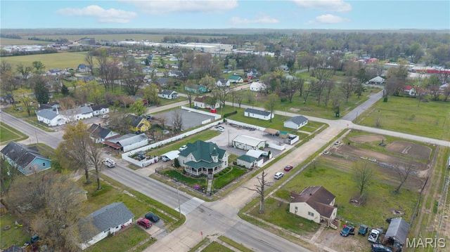303 Dorothy Street, Sikeston, MO 63801