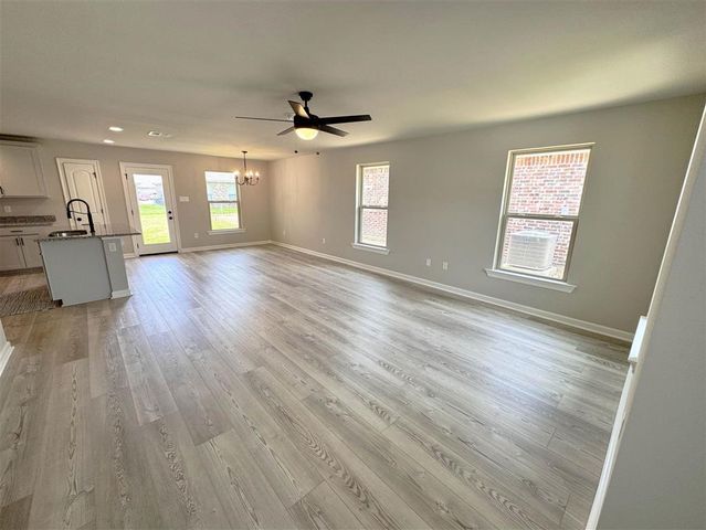 132 CHANDLER Lane, Sulphur, LA 70665