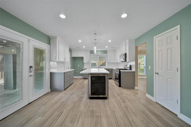 17618 Rustling Aspen Lane, Houston, TX 77095