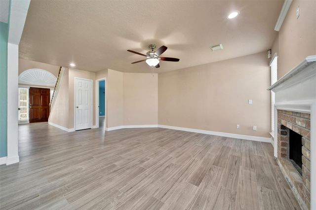 17618 Rustling Aspen Lane, Houston, TX 77095