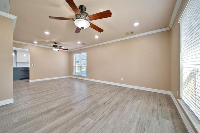 17618 Rustling Aspen Lane, Houston, TX 77095