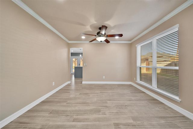 17618 Rustling Aspen Lane, Houston, TX 77095