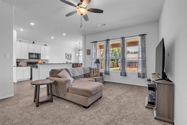 20081 Torrey Pines Lane, Cleveland, TX 77327