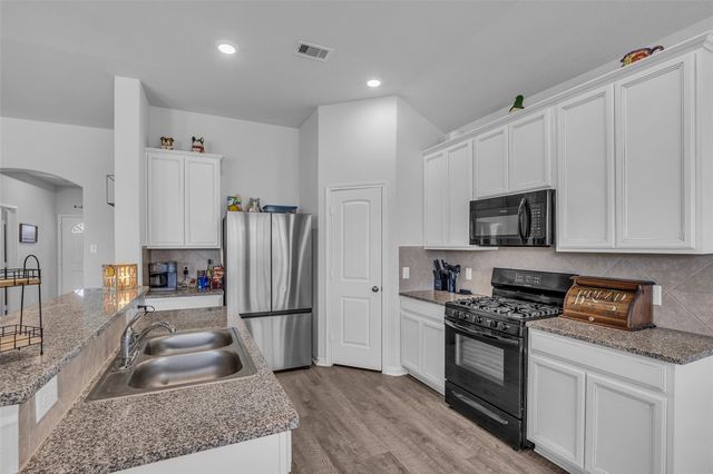 20081 Torrey Pines Lane, Cleveland, TX 77327