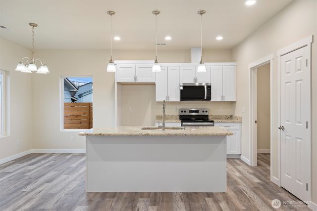 248 SE Pioneer Avenue, Ephrata, WA 98823