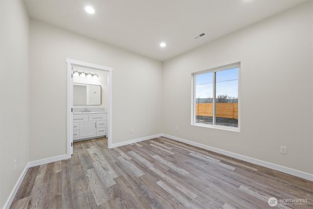 248 SE Pioneer Avenue, Ephrata, WA 98823