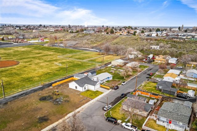 248 SE Pioneer Avenue, Ephrata, WA 98823