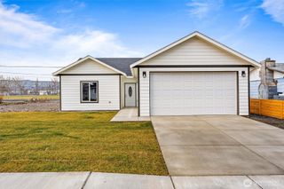 248 SE Pioneer Avenue, Ephrata, WA 98823