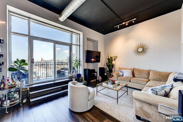 689 Luis Munoz Marin Boulevard 1010, Jersey City, NJ 07310