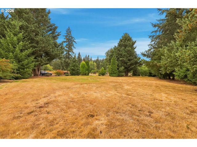 15341 S HATTAN Rd, Oregon City, OR 97045