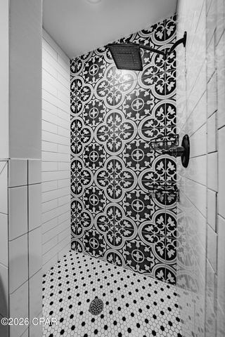 4765 Country Lake Drive, Marianna, FL 32446