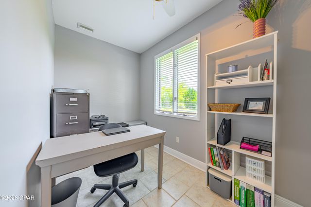 4765 Country Lake Drive, Marianna, FL 32446