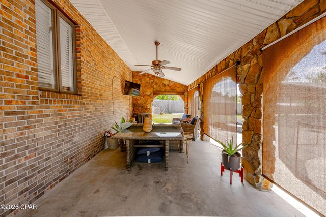 4765 Country Lake Drive, Marianna, FL 32446