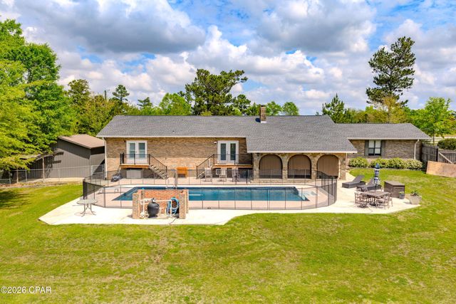 4765 Country Lake Drive, Marianna, FL 32446