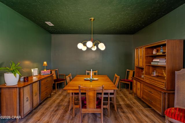 4765 Country Lake Drive, Marianna, FL 32446