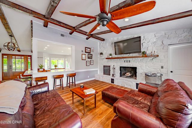 4765 Country Lake Drive, Marianna, FL 32446