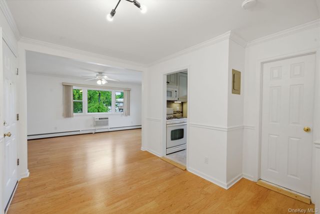 11 Toehee Place 2B, Islip, NY 11715