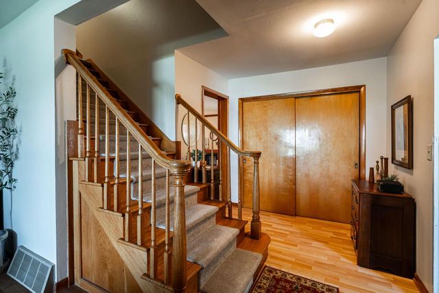 W1554 North Side DRIVE, Oconomowoc, WI 53066
