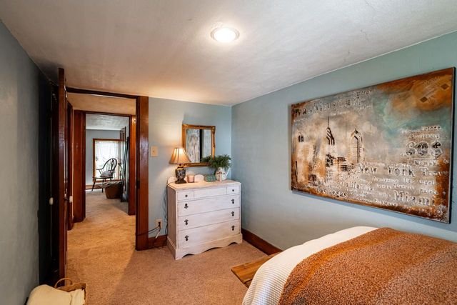 W1554 North Side DRIVE, Oconomowoc, WI 53066