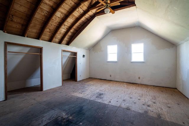 W1554 North Side DRIVE, Oconomowoc, WI 53066