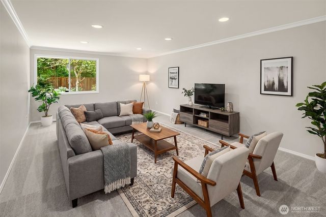 1815 Field Avenue NE, Renton, WA 98059