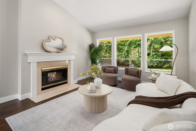 1815 Field Avenue NE, Renton, WA 98059