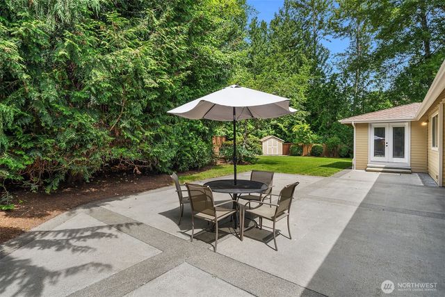 1815 Field Avenue NE, Renton, WA 98059