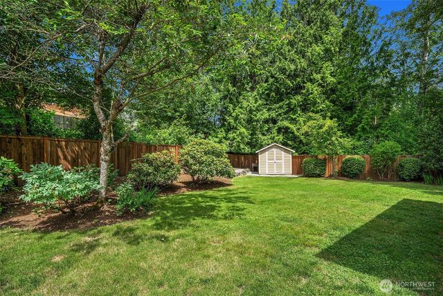1815 Field Avenue NE, Renton, WA 98059