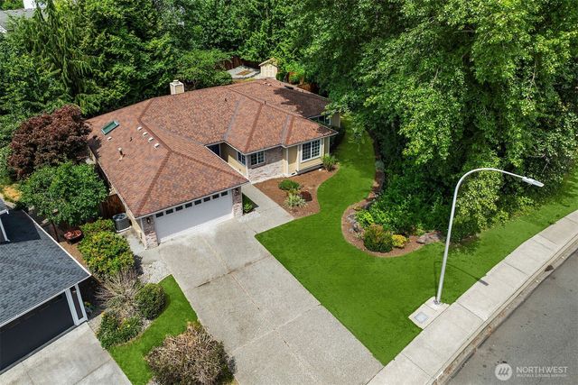 1815 Field Avenue NE, Renton, WA 98059