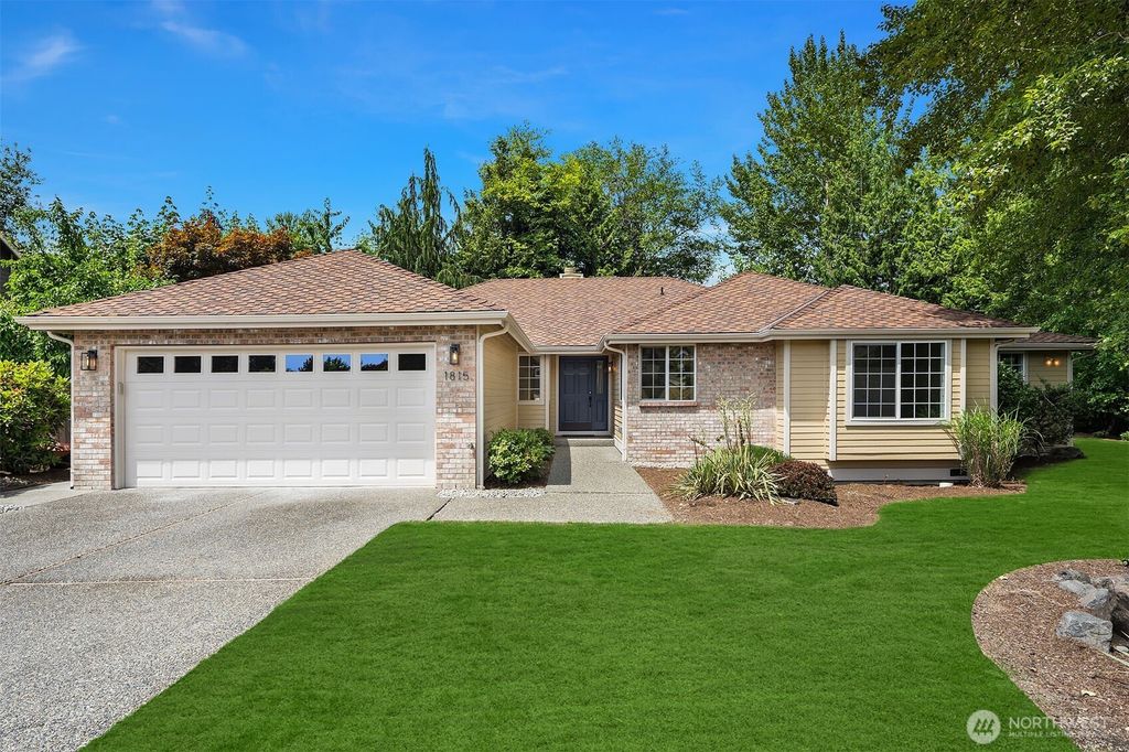 1815 Field Avenue NE, Renton, WA 98059