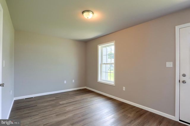 137 SABLE DR, Carlisle, PA 17013