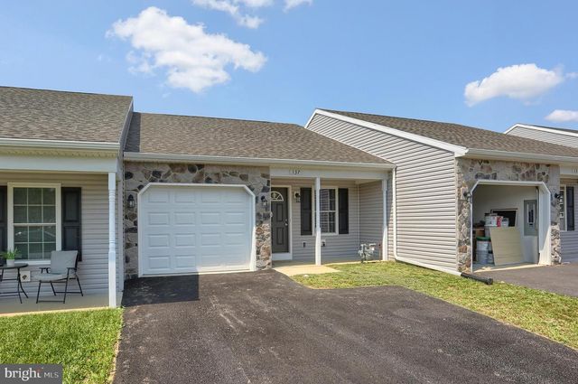 137 SABLE DR, Carlisle, PA 17013